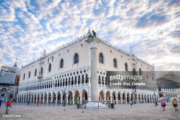 doge's palace san marco venice - doges palace venice stock pictures, royalty-free photos & images