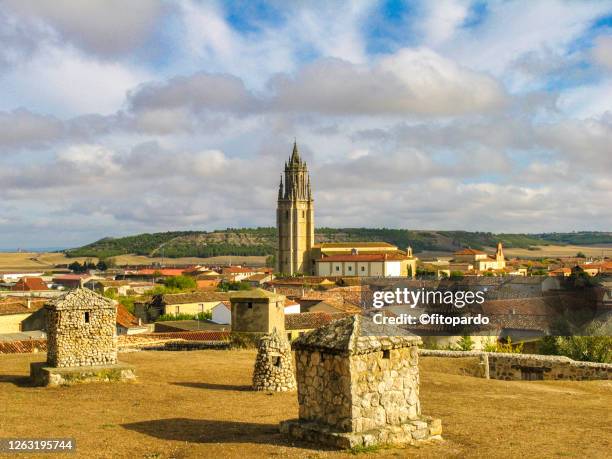 ampudia village and castle in spain - palencia province stock pictures, royalty-free photos & images