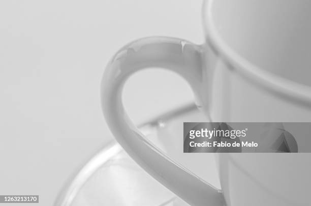 white cup coffee. - manhã stock-fotos und bilder