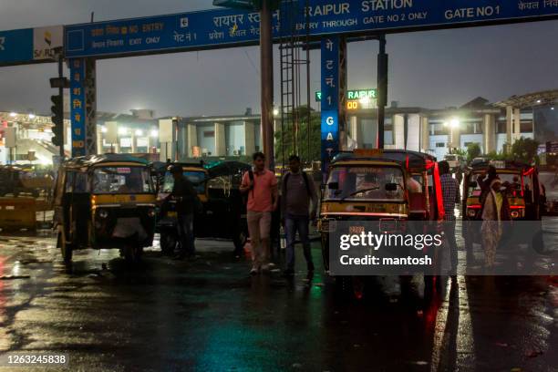 raipur railway station - chhattisgarh stock pictures, royalty-free photos & images