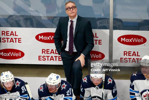 Winnipeg Jets head coach Paul Maurice in Game One of the Western Conference Qualification Round against the Calgary Flames prior to the 2020 NHL...