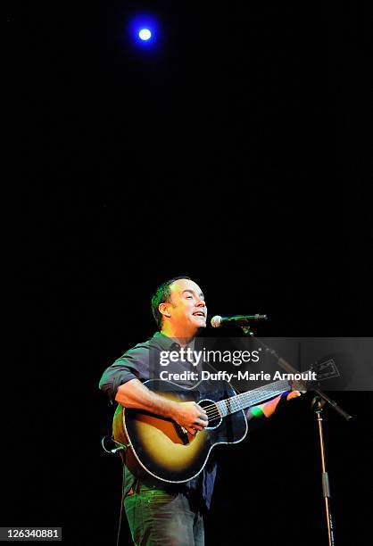 Dave Matthews attends 2011 Jane Goodall Global Leadership Awards at the El Capitan Theatre on September 24, 2011 in Hollywood, California.