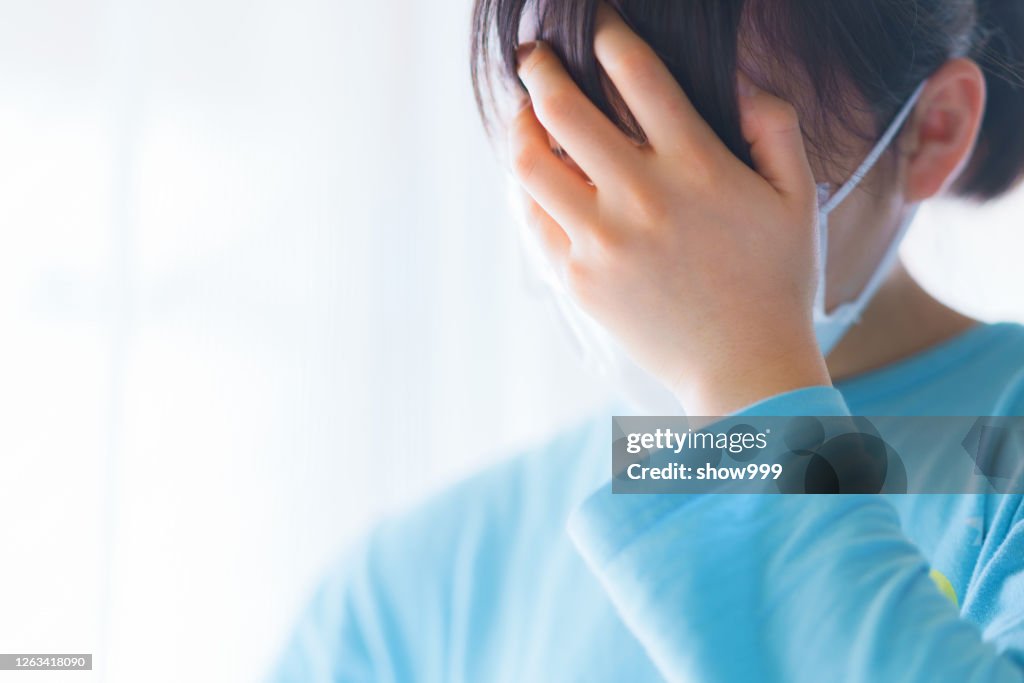 Japanese woman is bad condition