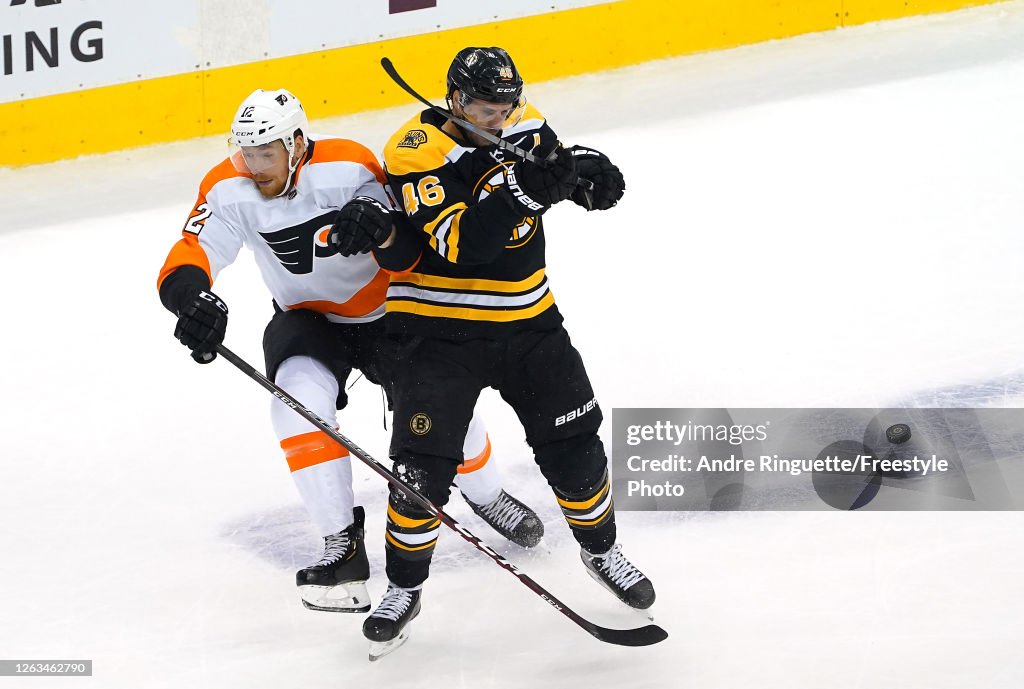 Philadelphia Flyers v Boston Bruins