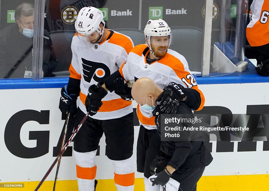 Philadelphia Flyers v Boston Bruins