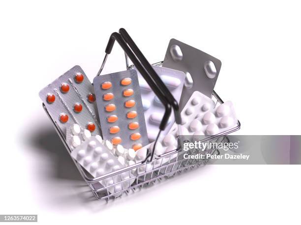 online pharmacy - einkaufskorb stock-fotos und bilder