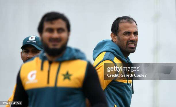 Whab Riaz 2,107 Wahab Riaz Of Pakistan Stock Photos, High-Res Pictures, and ...