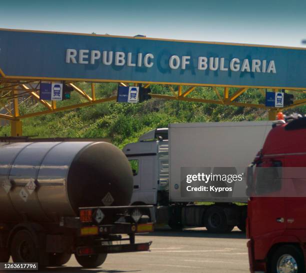 romania -  international border with bulgaria - police romania stock pictures, royalty-free photos & images