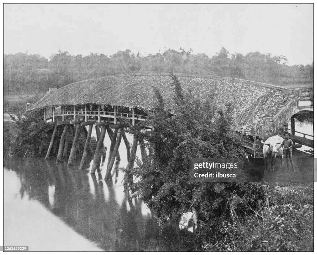 Antique black and white photograph: Son Tay bridge