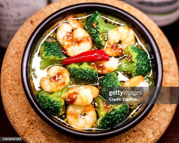 shrimp ajillo (gambas al ajillo) food model - al ajillo stock pictures, royalty-free photos & images