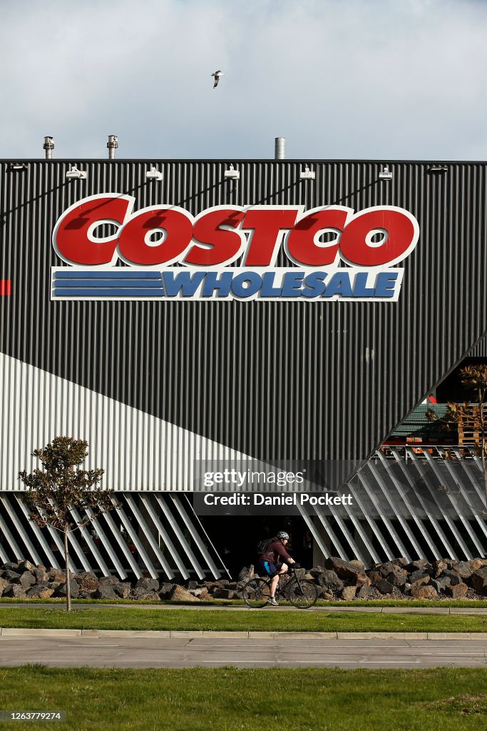 Melbourne Business Prepare To Shut Under Tightened Stage 4 Lockdown Restrictions As Victoria Works To Contain Community COVID-19 Transmissions