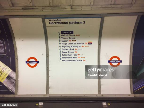 london underground map at green park station - tube map stock pictures, royalty-free photos & images