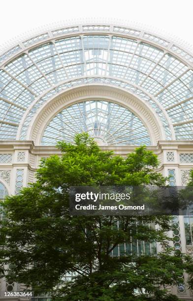 royal opera house. covent garden. london. uk. - royal opera house london stock pictures, royalty-free photos & images