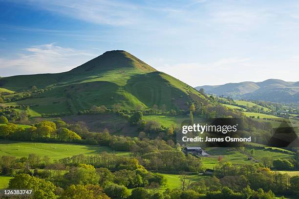 caer caradoc hill. shropshire. england. uk. - shropshire stock pictures, royalty-free photos & images