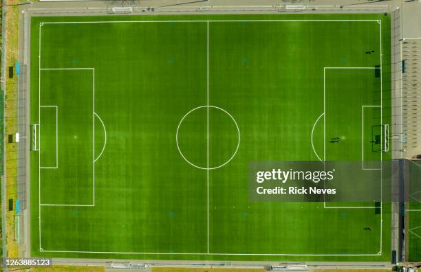 aerial view from soccer field - aerial view of football field stockfoto's en -beelden