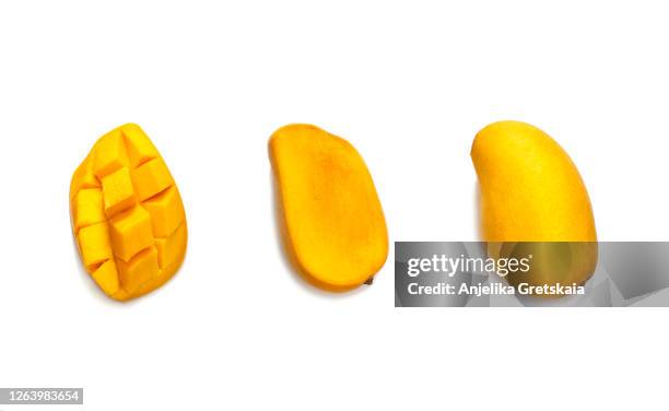 fresh mango - mangue photos et images de collection