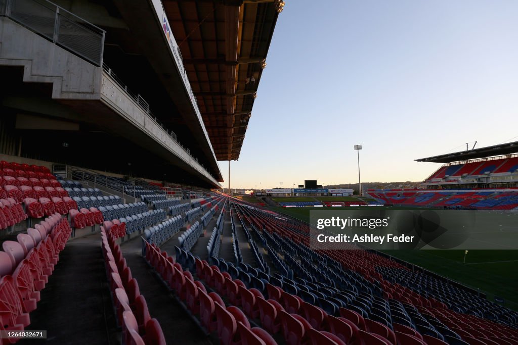 A-League Rd 28 - Wellington v Brisbane