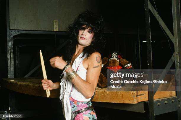 Motley Crue, photo shoot in Tokyo, Japan, July 1985. Tommy Lee .