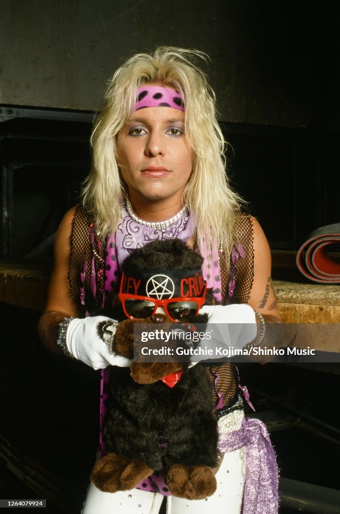 Motley Crue Photo Shoot In Tokyo Japan July 1985 Vince Neil News motley-crue-photo-shoot-in-tokyo-japan-july-1985-vince-neil-news