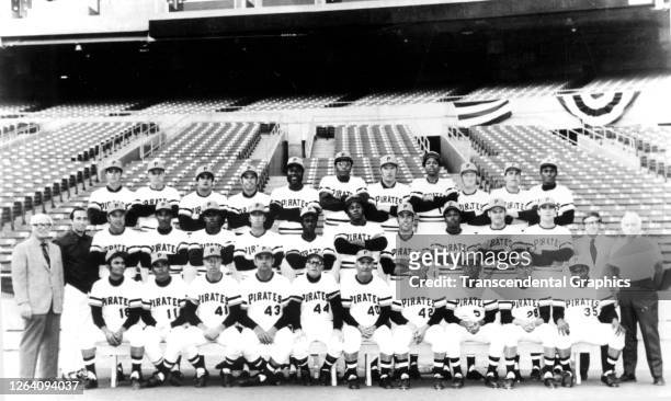 Official team portrait of members of the Pittsburgh Pirates baseball team as they pose on the field at Three Rivers Stadium, Pittsburgh,...