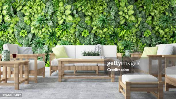 gezellige lounge buiten - garden furniture stockfoto's en -beelden