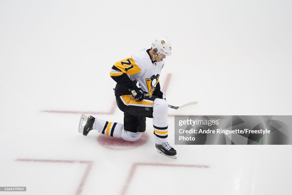 Pittsburgh Penguins v Montreal Canadiens