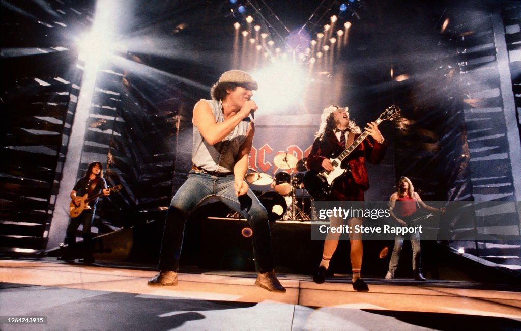 AC/DC Film 'Heatseeker' Video