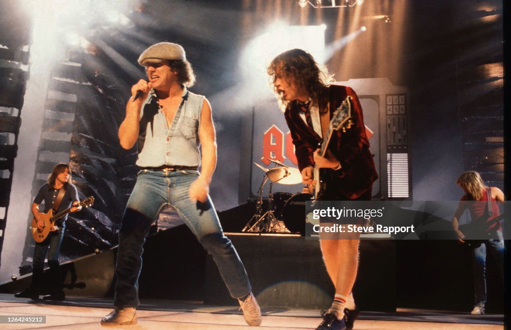 AC/DC Film 'Heatseeker' Video
