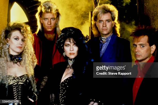 Members of the American Rock and Pop group Heart, including sisters Ann and Nancy Wilson, film the 'What About Love' music video, London, 5/9/1985.