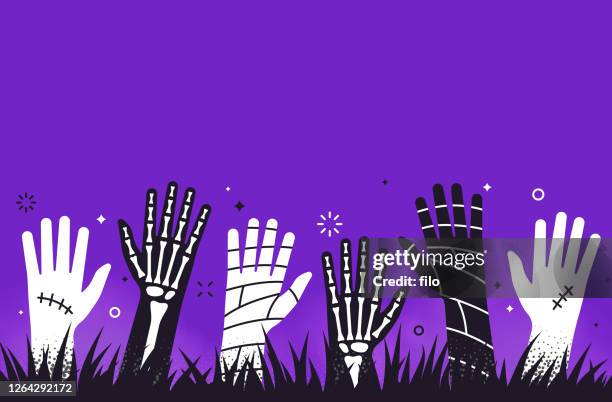 ilustraciones, imágenes clip art, dibujos animados e iconos de stock de zombie momia esqueleto halloween manos fondo - monsters hands