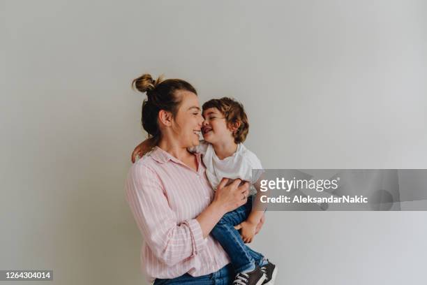 love - mother and child stock pictures, royalty-free photos & images
