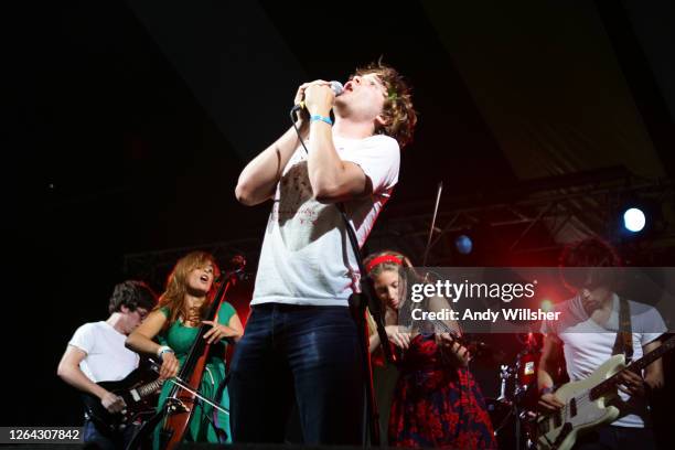 Ra Ra Riot 992 Ra Ra Riot Photos & High Res Pictures - Getty Images