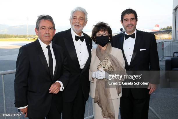 Placido Domingo , his wife Marta Domingo and their sons Placido Domingo Jr. And Alvaro Maurizio Domingo attend the 8th Austrian Music Theatre Award...