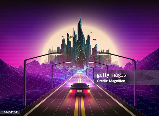 ilustrações, clipart, desenhos animados e ícones de cores vibrantes abstrato estilo 80 fundo retrô com carro e cidade futurista no horizonte. synthwave retrowave art - futuristico