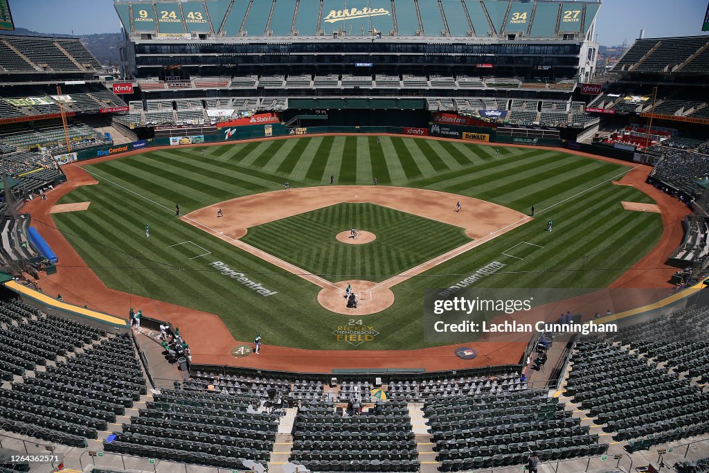 Texas Rangers v Oakland Athletics