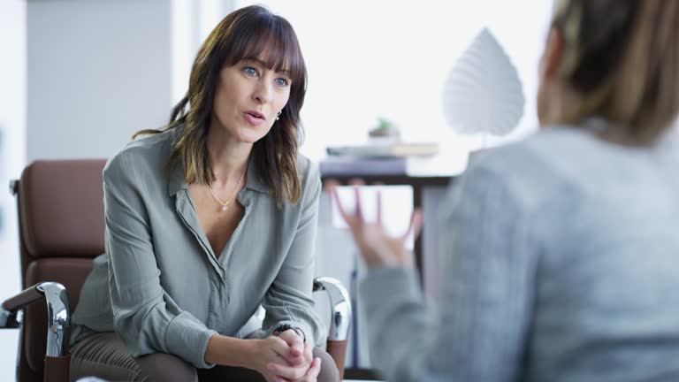 https://media.gettyimages.com/id/1264401437/video/life-happens-talking-about-it-helps.jpg?b=1&s=640x640&k=20&c=roSYMqA1wxVjY-jq4PPcQ0oR4NtPVi2nBQr9RsY_HzE=