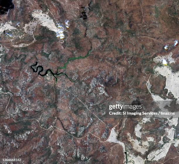 satellite image, forest fire in australia - australia from space stock-fotos und bilder