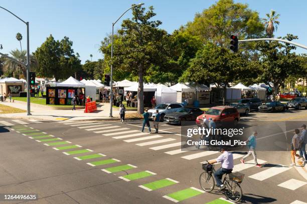 beverly hills, california - usa - espetáculo de arte imagens e fotografias de stock