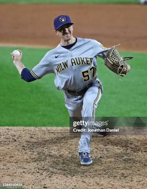 Eric Yardley of the Milwaukee Brewers pitches the 9th inning against the Chicago White Sox at Guaranteed Rate Field on August 06, 2020 in Chicago,...