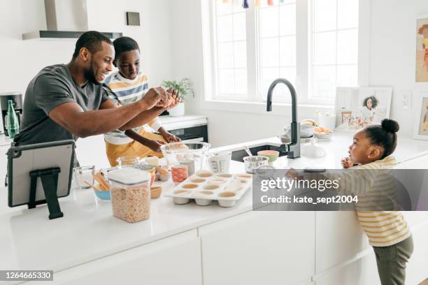 Anyone Cooking Anyone Can Cook Photos and Premium High Res Pictures - Getty Images