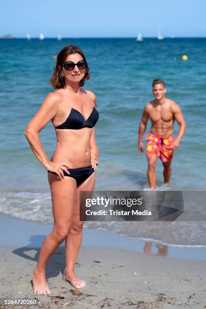 686 Claudia Obert Fotos Und Hochaufl sende Bilder Getty Images 686-claudia-obert-fotos-und-hochaufl-sende-bilder-getty-images