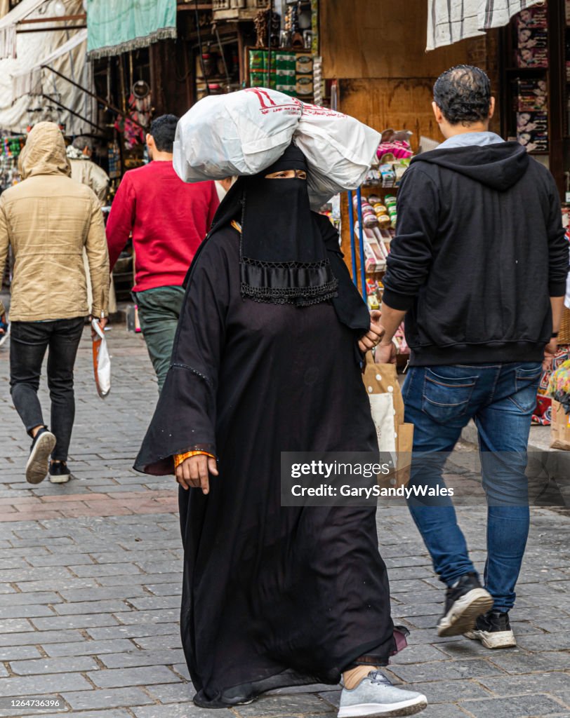 Traditional Egyptian woman