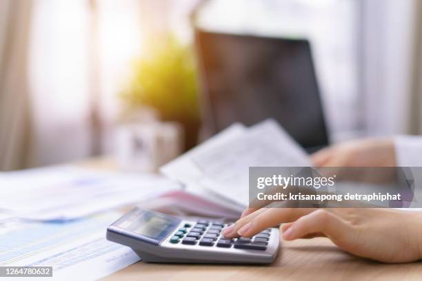 business accounting,account - bank manager photos et images de collection
