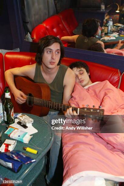 Pete Doherty & Carl Barat of The Libertines backstage on tour in Manchester in 2004