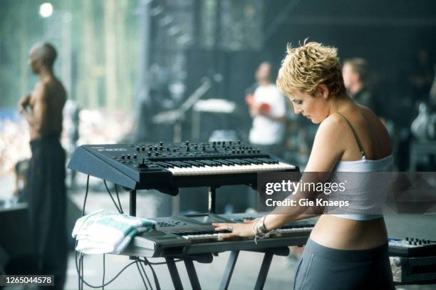 Faithless, Sister Bliss, Maxi Jazz, Torhout/Werchter Festival, Werchter, Belgium, 4 July 1999.