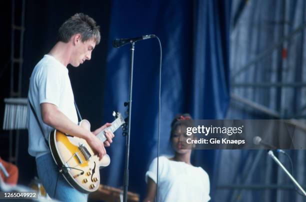 The Style Council, Paul Weller, Dee C Lee, Torhout/Werchter Festival, Werchter, Belgium, 7 July 1985.