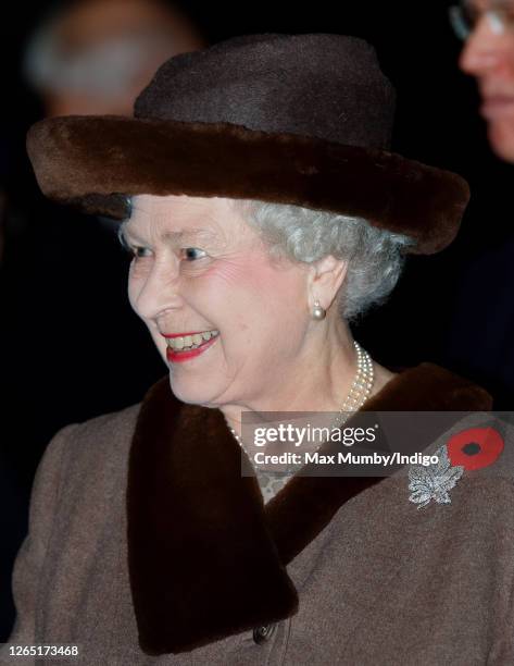 Queen Elizabeth II attends the 'Vigil 1914-1918' ceremony at Canada House, Trafalgar Square on November 4, 2008 in London, England. The ceremony is...