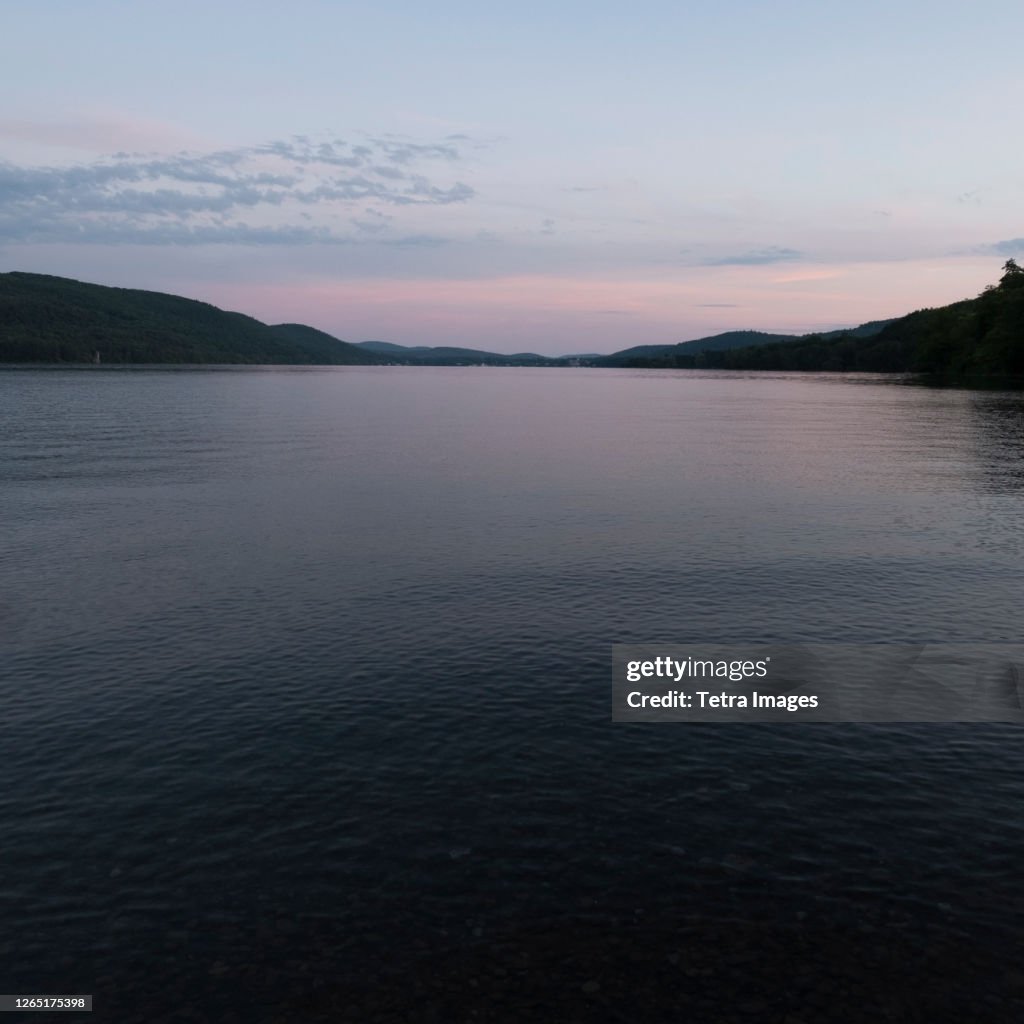 USA, Otsego Lake at dusk