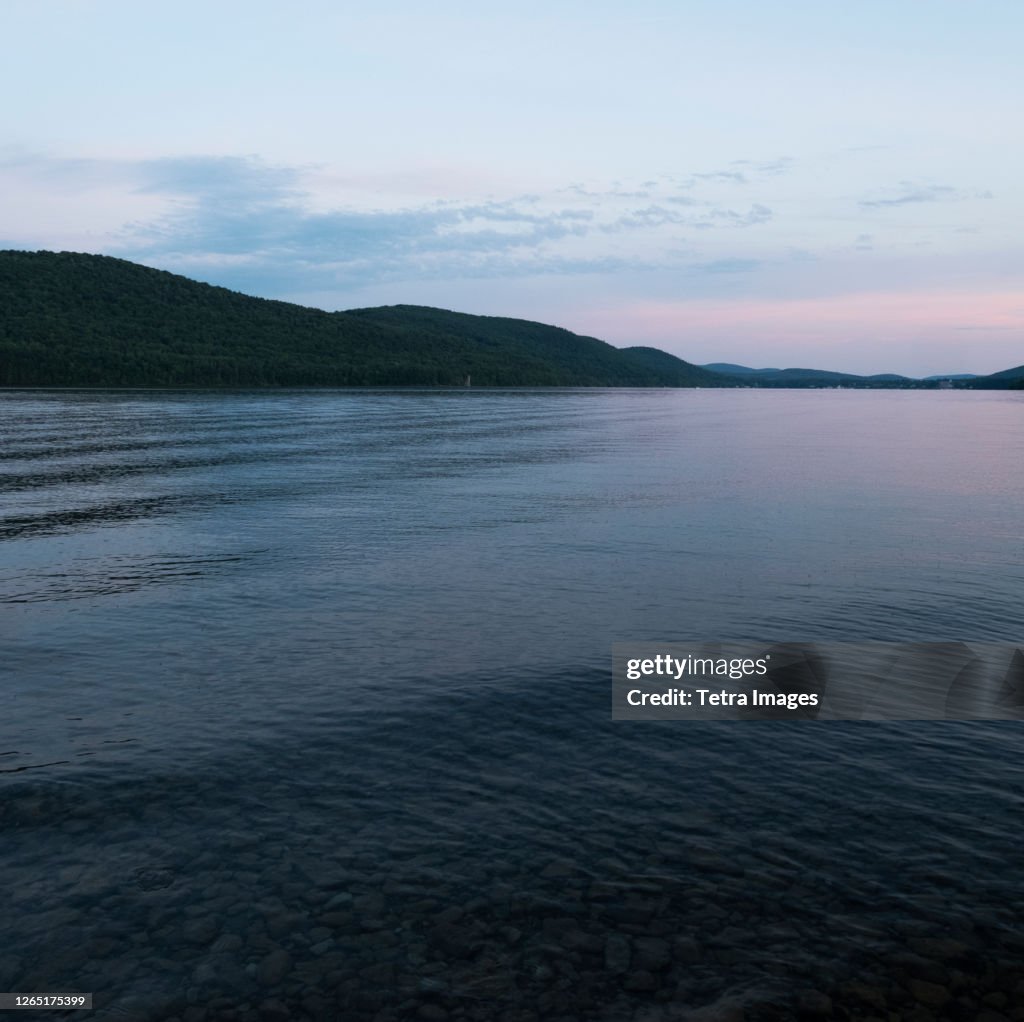 USA, Otsego Lake at dusk