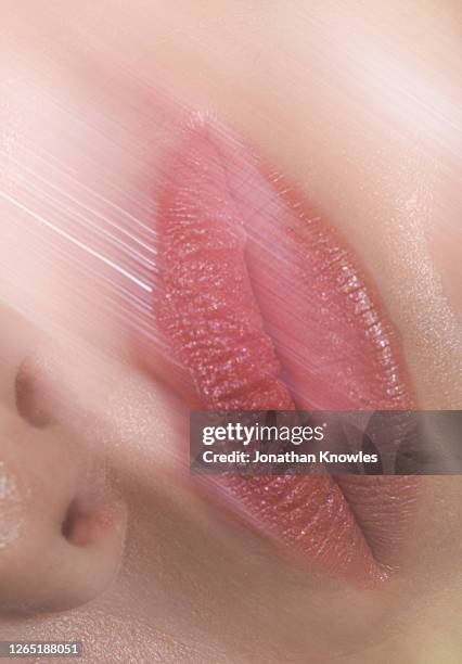 close up pink lipstick - pink glitter lips stock pictures, royalty-free photos & images